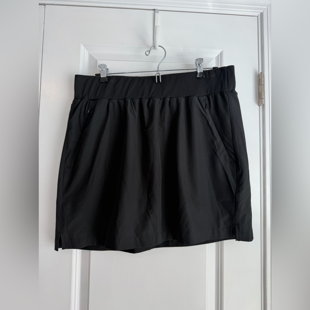 Quince Black Women’s Active Skort